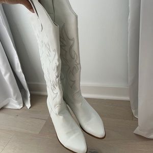 Billini White Boots